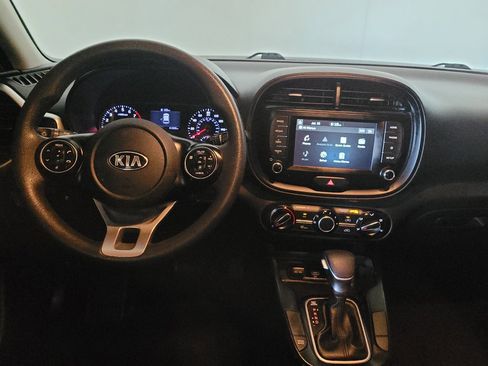 Used 2020 Kia Soul S FWD image 22