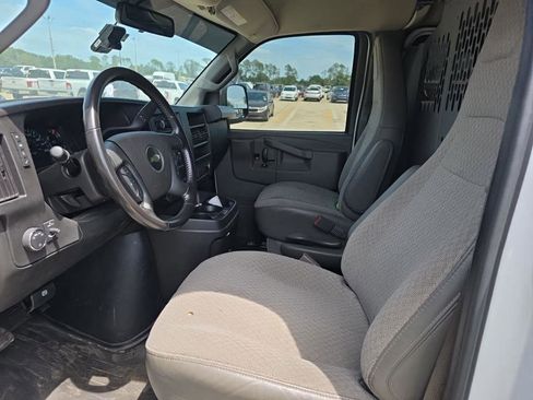 Used 2023 Chevrolet Express 2500 w/ Driver Convenience Package RWD image 6