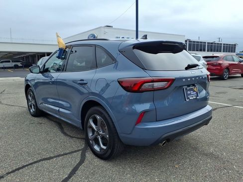 Certified 2024 Ford Escape ST-Line w/ Tech Pack #1 AWD/4WD image 9