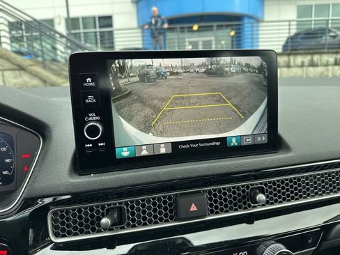 Used 2023 Honda Civic Touring image 11