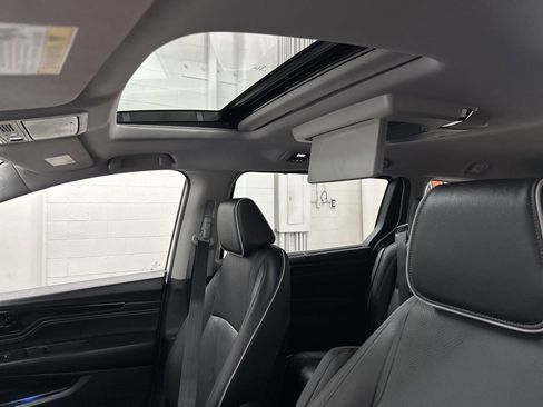 Used 2022 Honda Odyssey Elite image 31