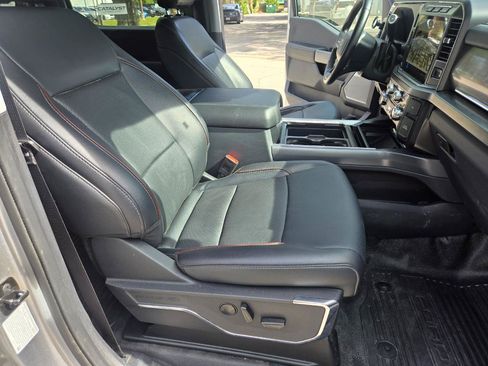 Used 2024 Ford F550 4x4 Crew Cab Super Duty image 26