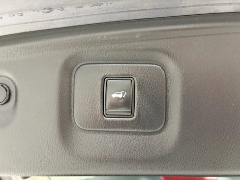 Used 2013 INFINITI JX35 AWD w/ Premium Pkg image 28