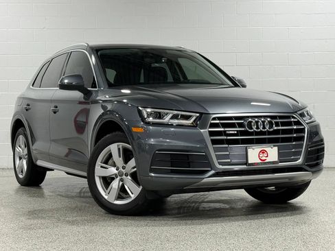 Used 2018 Audi Q5 2.0T Premium Plus w/ Premium Plus Package AWD/4WD image 4