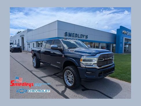 Used 2022 RAM 3500 Laramie AWD/4WD image 1