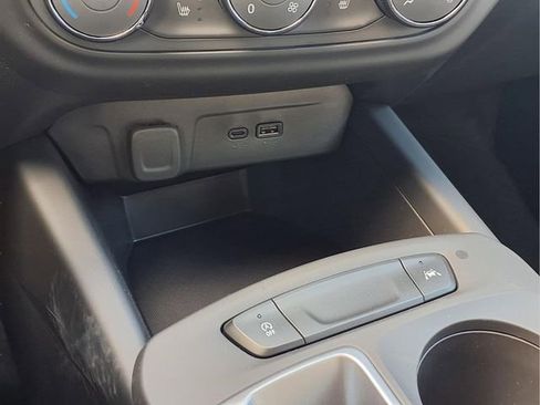 New 2026 Chevrolet Trax RS w/ Driver Confidence Package FWD image 8
