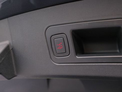 Used 2017 Tesla Model S 100D image 39