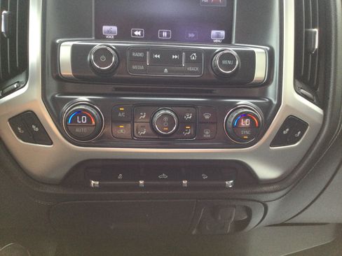 Used 2014 GMC Sierra 1500 SLE w/ SLE Value Package AWD/4WD image 12
