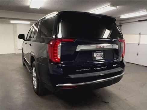 Certified 2023 GMC Yukon SLT w/ SLT Premium Package image 7