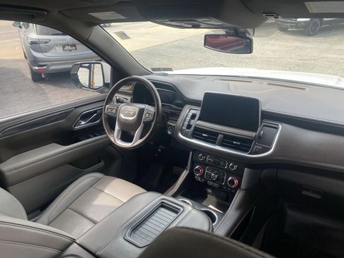 Certified 2022 GMC Yukon SLT w/ Max Trailering Package AWD/4WD image 37