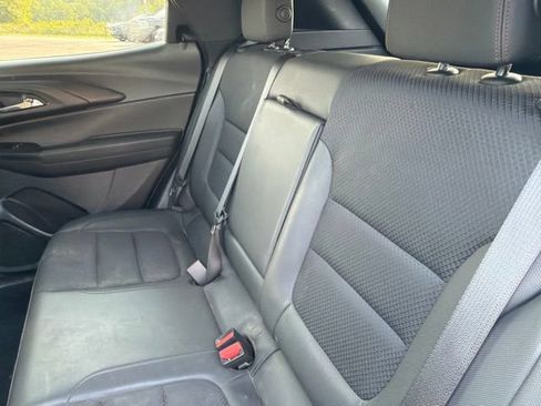 Used 2023 Chevrolet TrailBlazer RS w/ Convenience Package FWD image 6