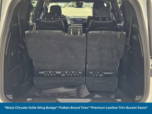 Used 2019 Chrysler Pacifica Limited w/ Advanced Safetytec Group FWD image 22