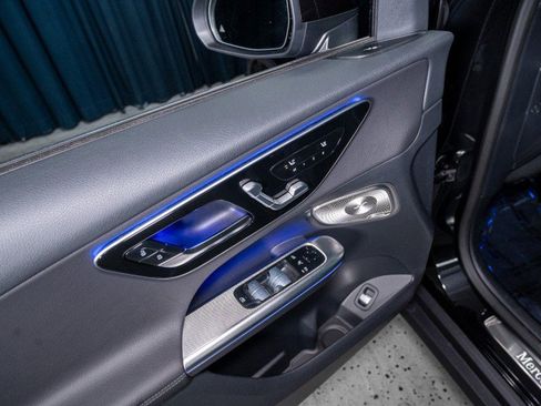 New 2026 Mercedes-Benz GLC 300 image 11