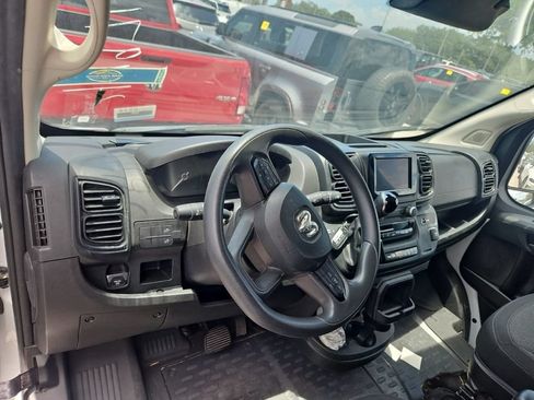 Used 2023 RAM ProMaster 2500 FWD image 7