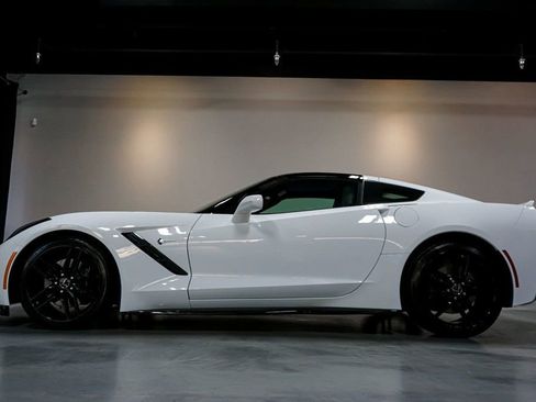 Used 2014 Chevrolet Corvette 2dr Z51 Coupe w/ 3LT Preferred Equipment Group image 51