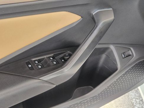 Used 2019 Volkswagen Jetta SEL Premium FWD image 13