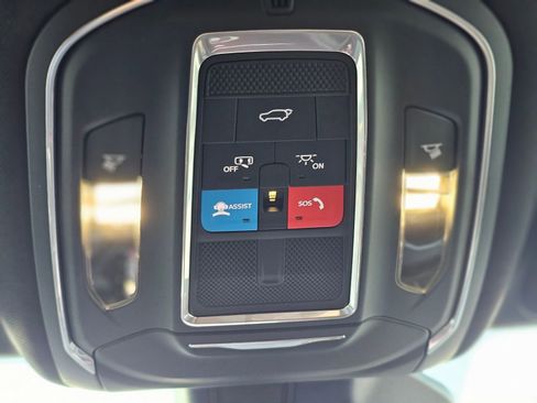 New 2026 Jeep Grand Cherokee L Limited image 18