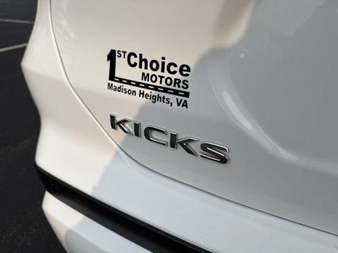 Used 2024 Nissan Kicks SV FWD image 27