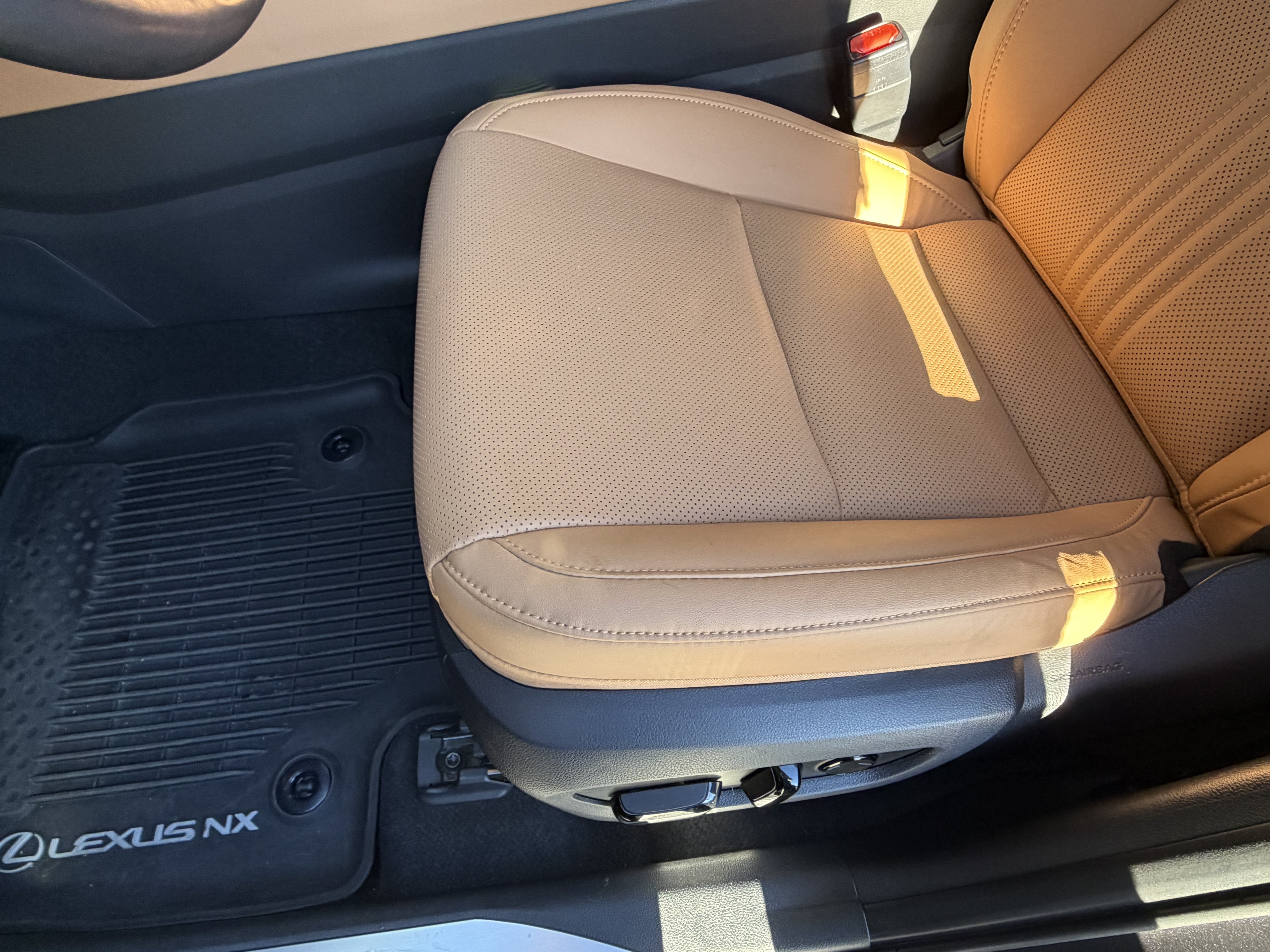 Certified 2025 Lexus NX 350 AWD w/ Accessory Package (2T) image 16