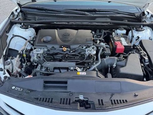 Used 2023 Toyota Camry SE FWD image 19
