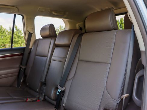 Used 2015 Lexus GX 460 Luxury AWD/4WD image 17