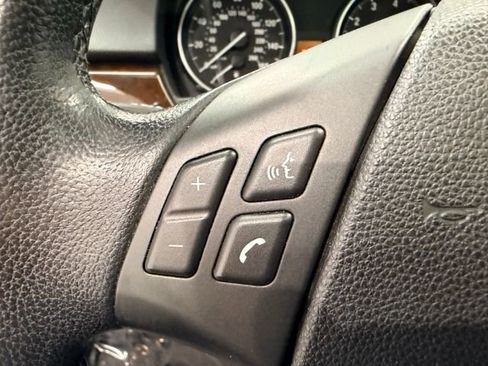 Used 2011 BMW 328i xDrive Sedan image 32