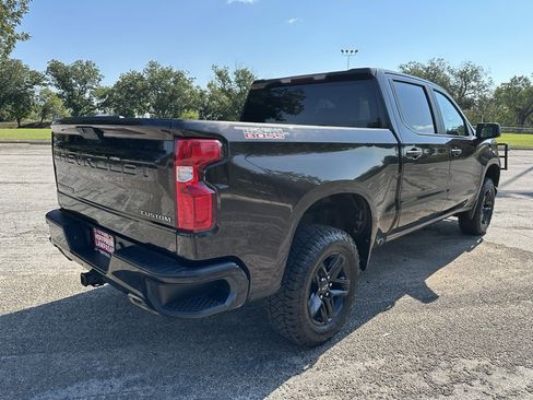 Used 2020 Chevrolet Silverado 1500 Custom Trail Boss w/ Custom Convenience Package image 4