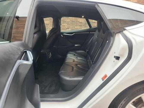 Used 2016 Tesla Model S image 26