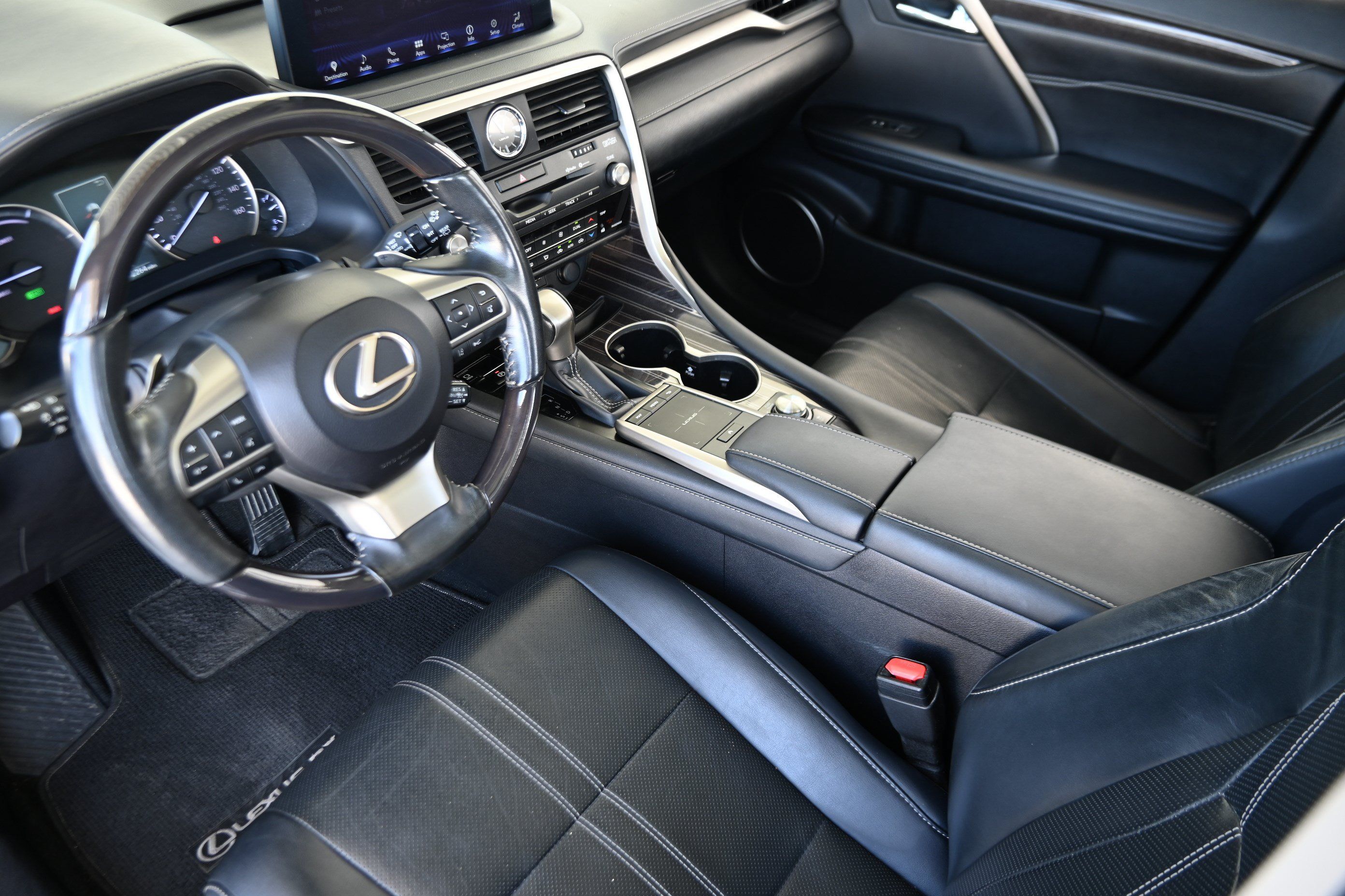 Used 2021 Lexus RX 450h AWD w/ Luxury Package image 14
