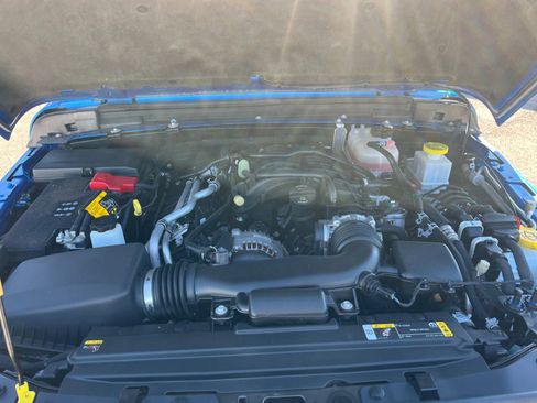 Certified 2023 Jeep Gladiator Sport w/ Trailer Tow Package image 21