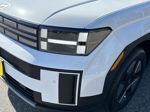 New 2026 Hyundai Santa Fe SE image 9
