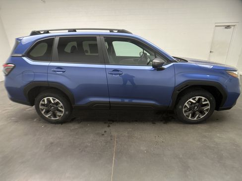 New 2026 Subaru Forester Premium image 9