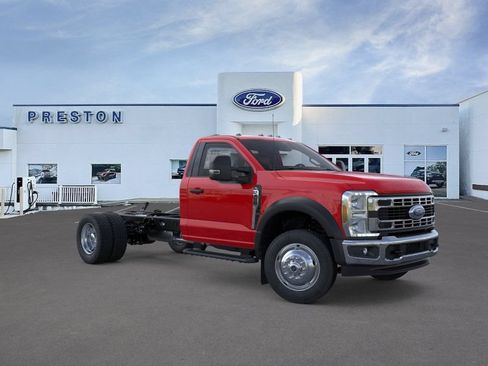 New 2026 Ford F450 XL w/ XL Chrome Package RWD image 7