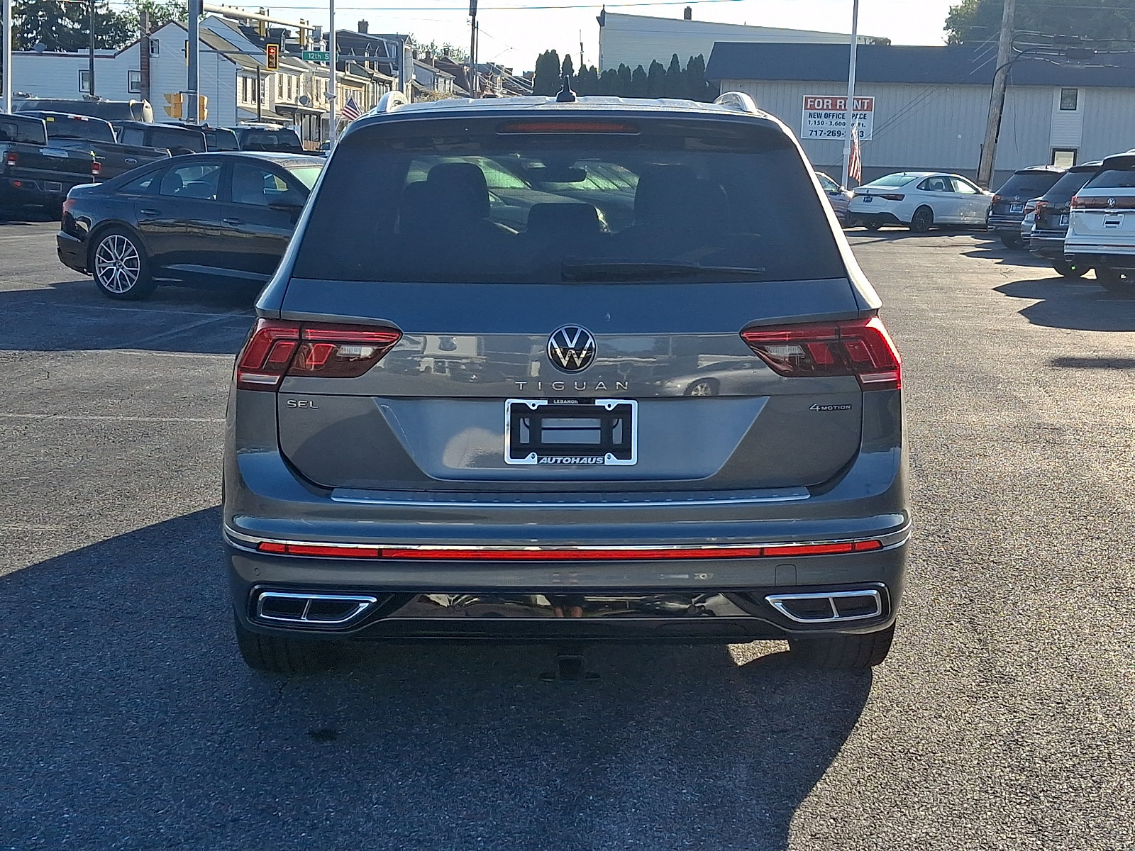Used 2024 Volkswagen Tiguan SEL R-Line AWD/4WD image 6