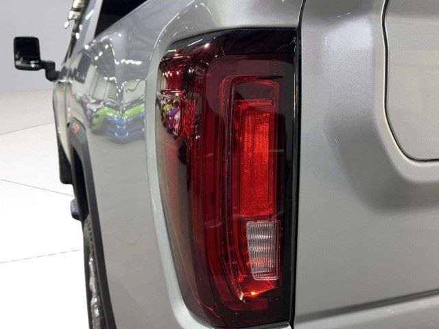 Used 2023 GMC Sierra 2500 Denali AWD/4WD image 14