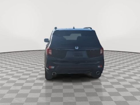 Used 2025 Honda Passport Black Edition image 7