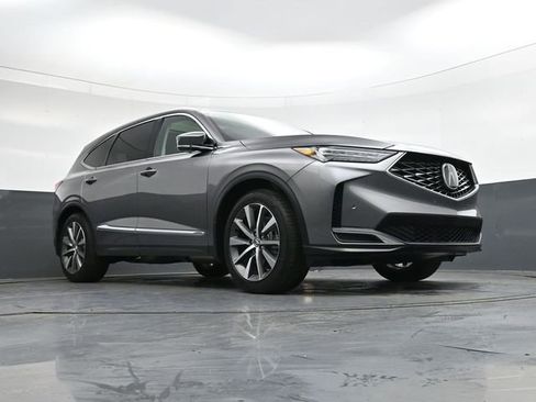 Used 2025 Acura MDX w/ Technology Package image 28