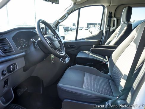 Used 2023 Ford Transit 350 XLT image 9
