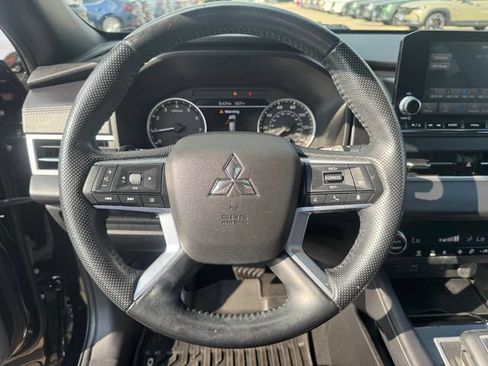 Used 2022 Mitsubishi Outlander SEL Black Edition AWD/4WD image 12