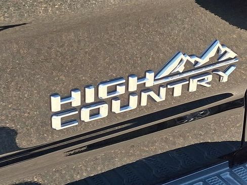 Used 2024 Chevrolet Silverado 2500 High Country w/ High Country Premium Package AWD/4WD image 27