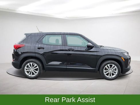 Used 2022 Chevrolet TrailBlazer LS FWD image 8