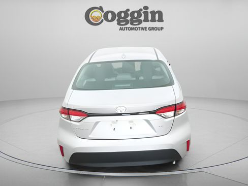 Used 2026 Toyota Corolla LE FWD image 14