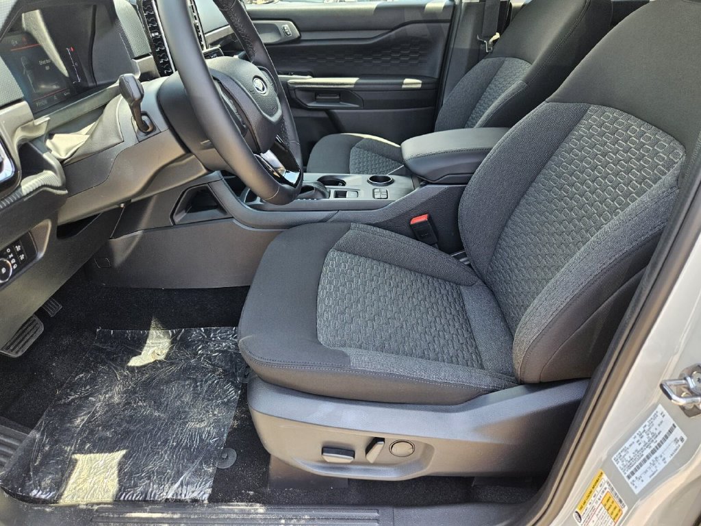 New 2026 Ford Ranger XLT w/ Equipment Group 301A High RWD image 9
