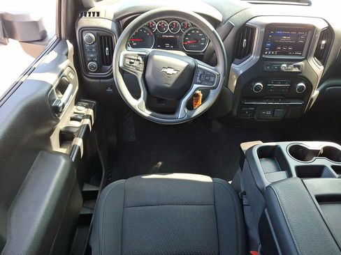 Used 2021 Chevrolet Silverado 1500 Custom w/ Custom Max Trailering Package AWD/4WD image 12