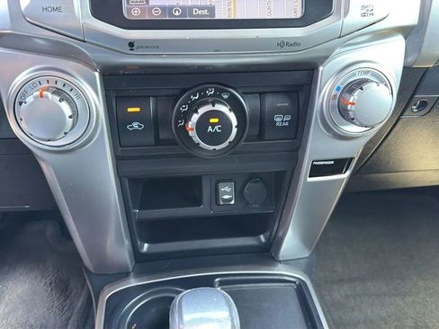 Used 2015 Toyota 4Runner SR5 Premium RWD image 21