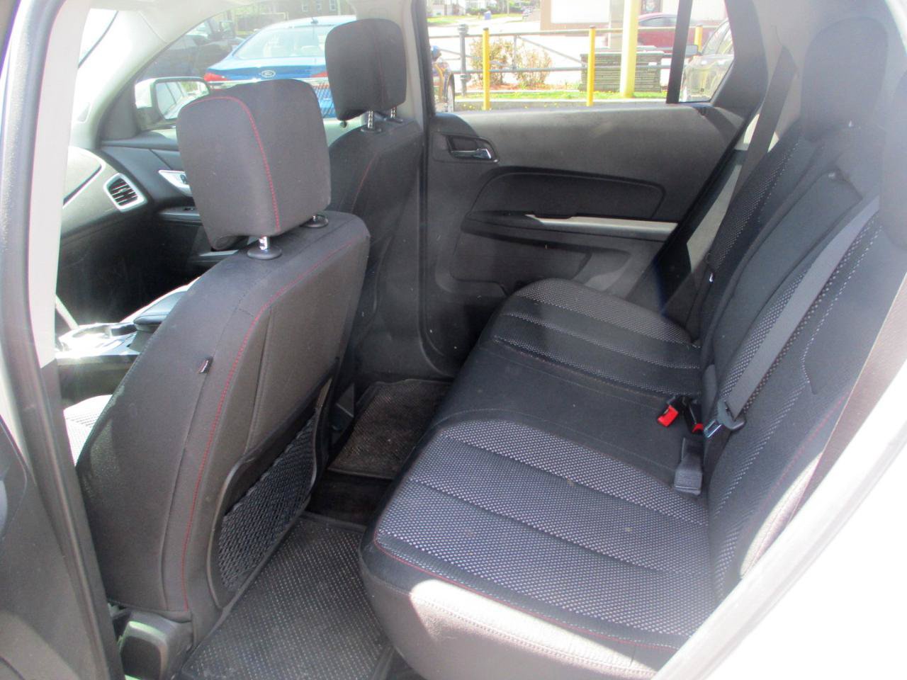 Used 2017 GMC Terrain SLE FWD image 9