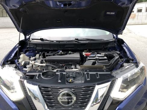 Used 2018 Nissan Rogue SL FWD image 12