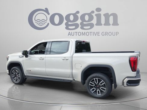Used 2026 GMC Sierra 1500 AT4 w/ AT4 Premium Package AWD/4WD image 3