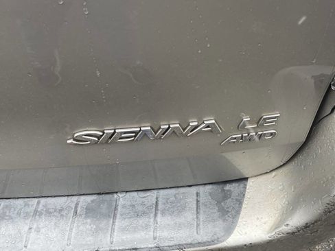 Used 2006 Toyota Sienna LE image 3
