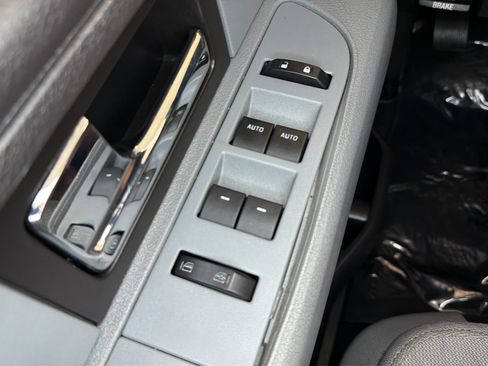 Used 2013 Ford F150 XLT w/ Mid Equipment Group RWD image 20